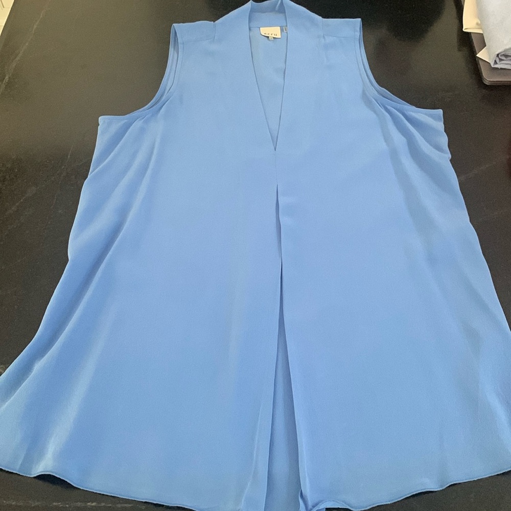 Ecru 100% silk sleeveless blouse